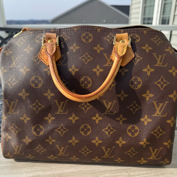 Louis Vuitton Brown Monogram Speedy 30 Handbag - Picture 2 of 16
